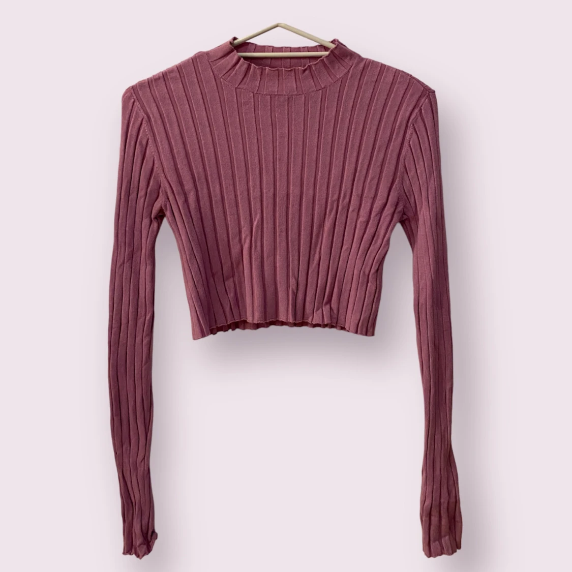 Kort tröja med långa armar