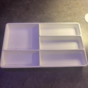 Sorteringslåda - En typ låda man kan sortera saker i