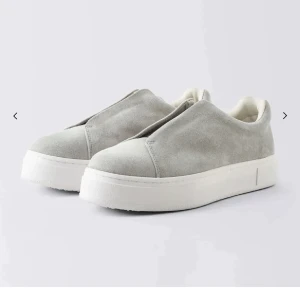 Eytys - Grå eytys som har används Max 5 gånger så i nyskick 