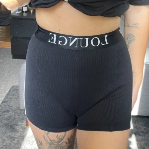 Byxor lounge - Shorts från lounge, fint skick