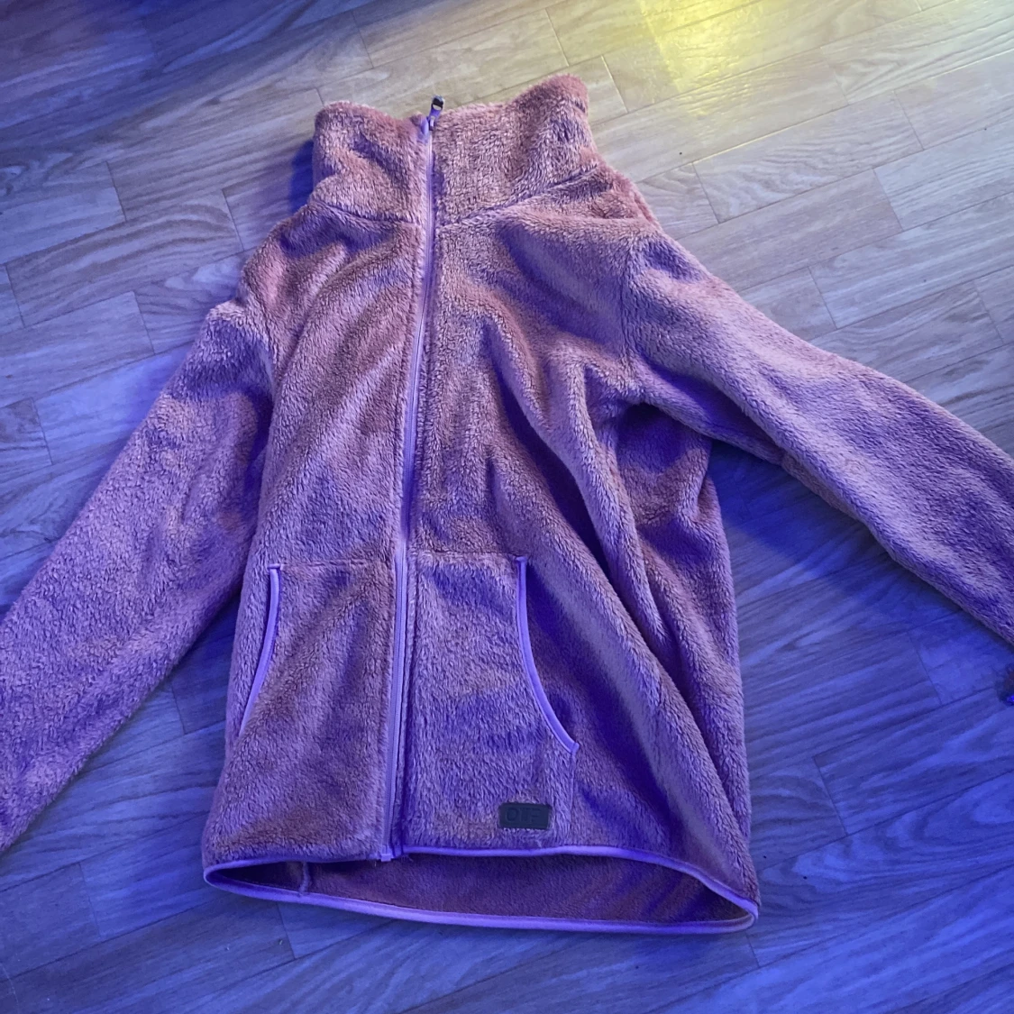 Fluffig tröja  - 91