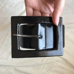 Vintage Svart lackat bälte - Fint skick