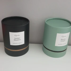 Fina doftande burkar  - Följ ni pris själva vad ni kan ta dem för!