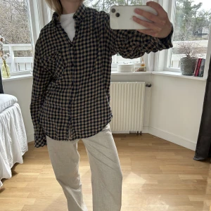 Rutig skjorta  - Rutig skjorta köpt second hand för något år sedan🕺🕺🕺en gammal favorit! 