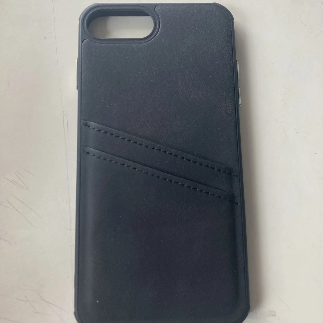 Mobilskal med 2 korthållare