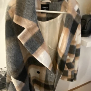 Kappa - En Lindex kappa som aldrig e använd. Bra skick!👌🏼 säljer den för att den ej har används och kommer inte till användning 🌸