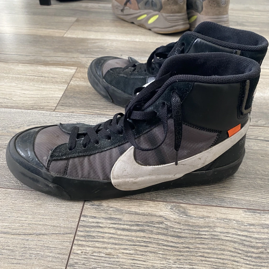 Off white grim reapers  - 90