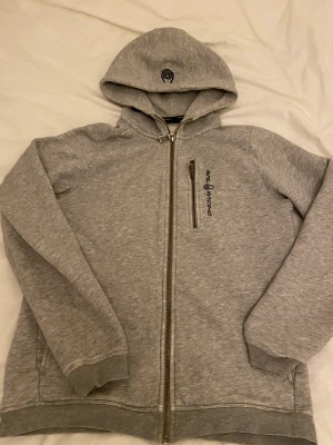 Sail racing hoodie - Jag säljer min sailracing hoodie för att jag inte använder den längre. 