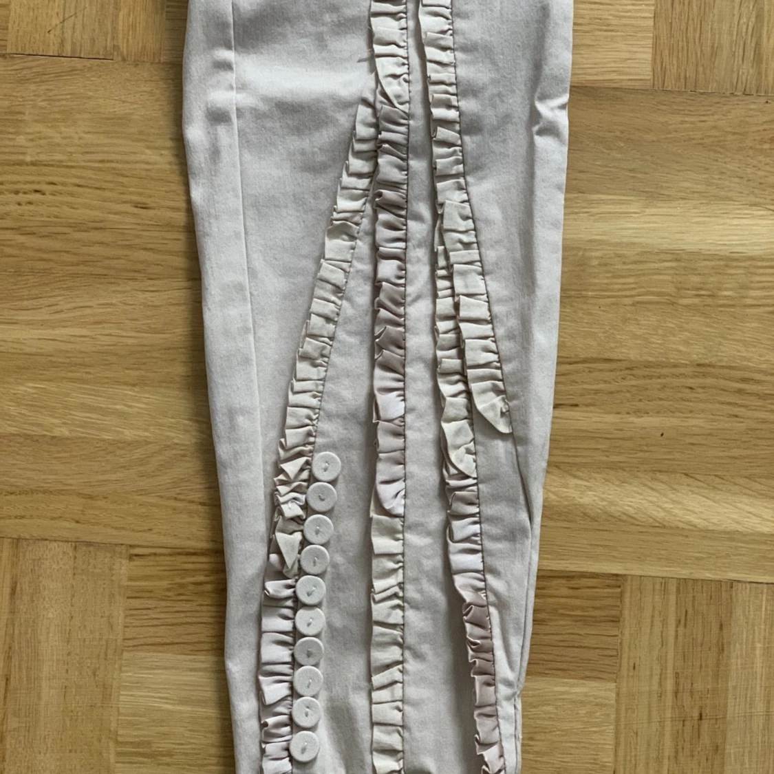 Byxor med krås Gustav 38 - 91