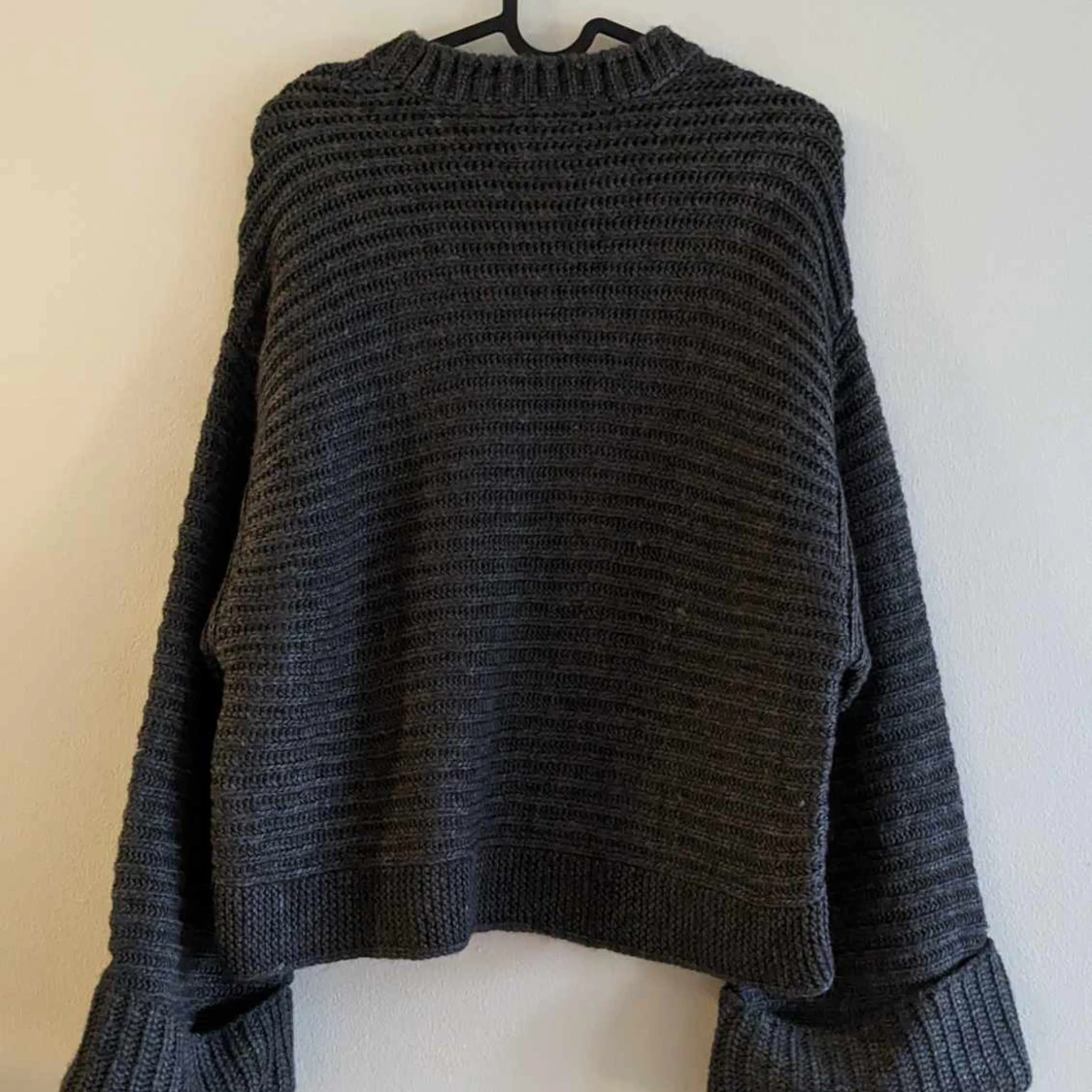 Stickad tröja - helt ny - 91