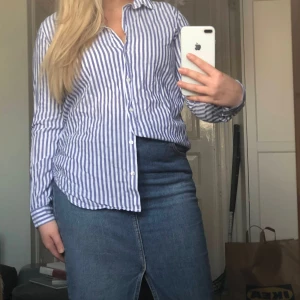 Randig skjorta  - Randig skjorta från hm