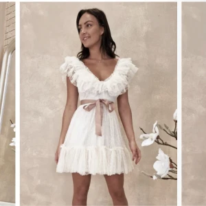 Studentklänning - Säljer min super fina studentklänning. Använd en gång. Inga skador utan som ny! Nypris: 996kr Pris kan diskuteras!🩷