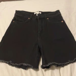 Jeansshorts  - Jeansshorts från hm, helt oanvända! 