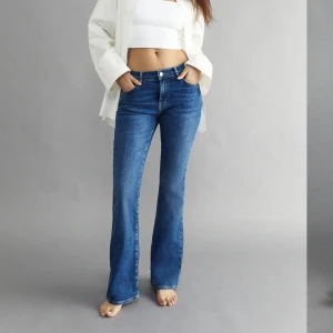 Bootcut jeans  - Bootcut jeans från Gina, fint skick och bra jeans, pris kan diskuteras 