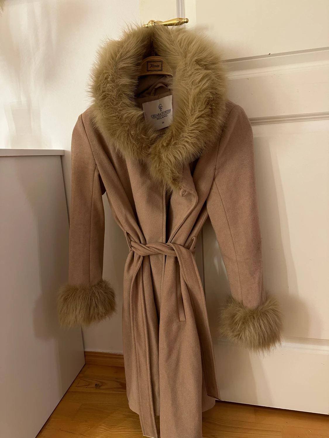 Beige vinterkappa  - 90