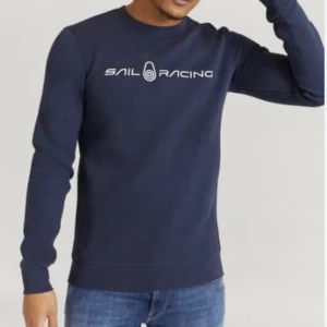 Sail racing sweatshirt  - Jag säljer en Sail racing sweatshirt.