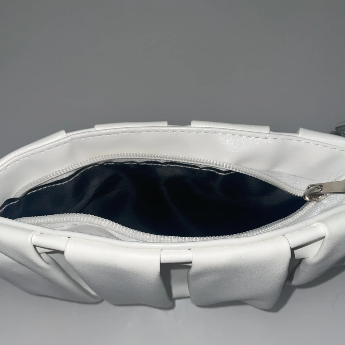 Vit väska  - 91
