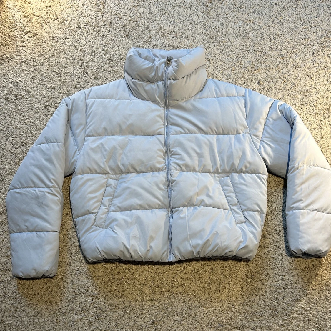 Baby blå vinterjacka (M)