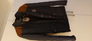 Lexington Jacka  - Fin jacka från Lexington, sparsamt använd då den är något liten för mig. 