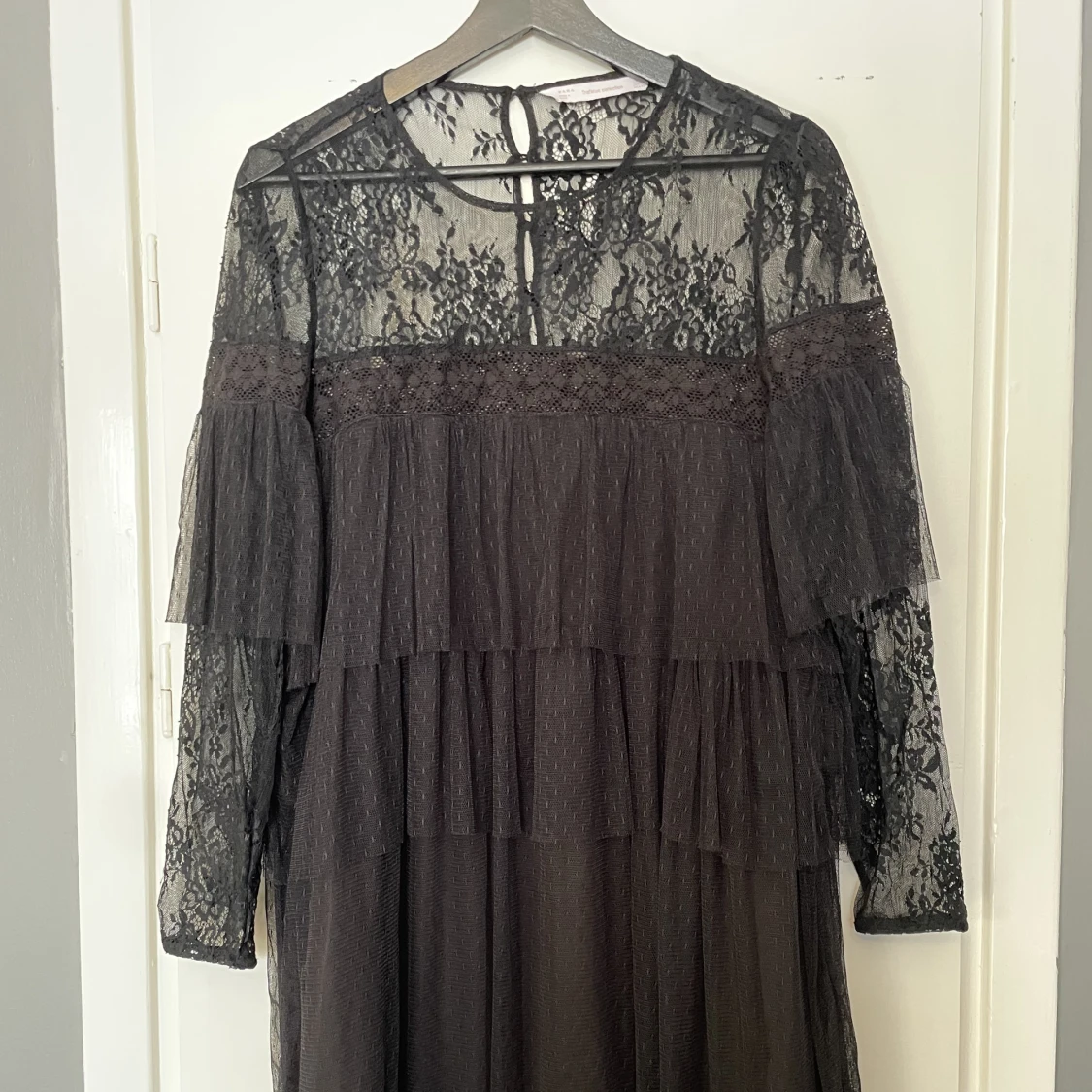 Klänning från Zara  - 90