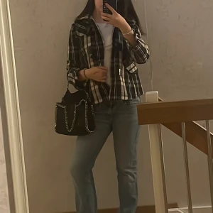 Trekvartsärmad kappa - En jättesöt trekvartsärmad kappa, köptes för jättelänge sedan , nypris över 1000kr ☺️den är aldrig använd🫶