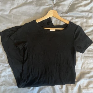 Slip-on klänning - En slip-on klänning i det mjukaste svalaste sommarmaterialet. I nyskick! 