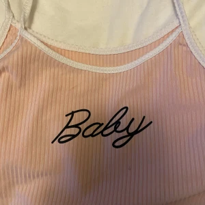 Baby linne - Aldrig använd detta linne, inga fläckar❤️