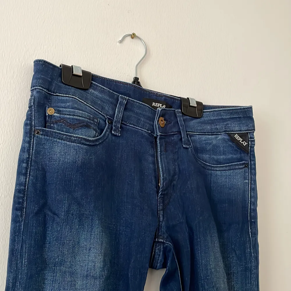 Low waist replay jeans skinny jeans. Strl 27 längd 30. Farkut & Housut.