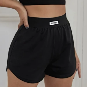 Shorts - Oanvända shorts med stretch