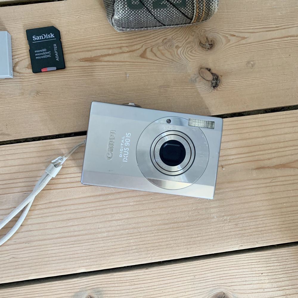 Silver CANON IXUS 90 IS Digital Kompaktkamera🌸 Plick Second Hand