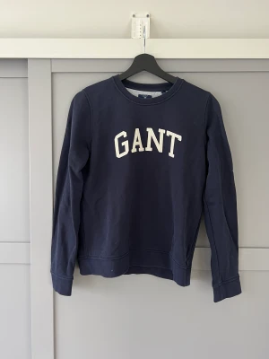 Gant sweatshirt  - En snygg sweatshirt från gant