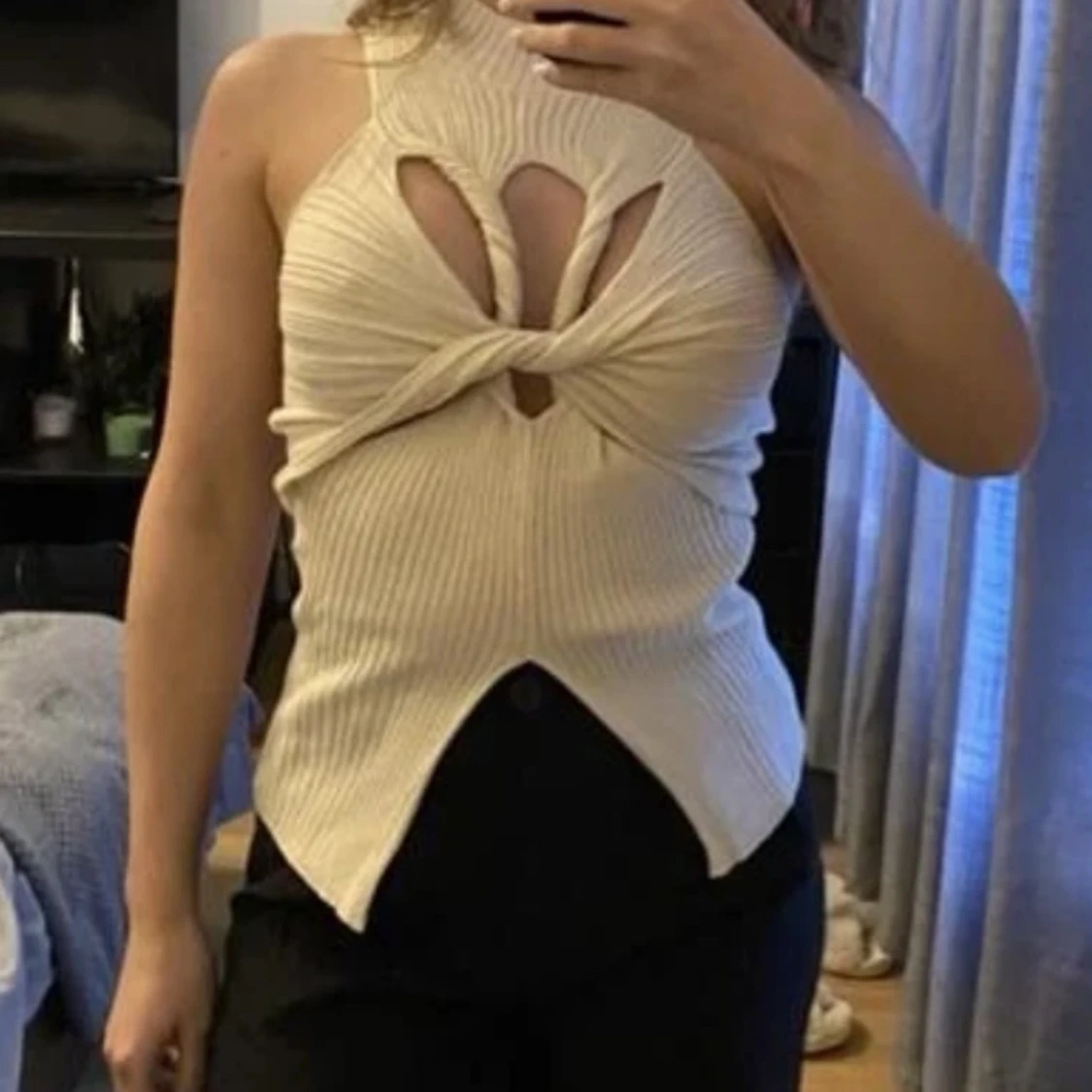 Cutout top - 91