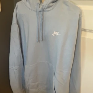 Nike huvtröja - Köparen står för frakt 