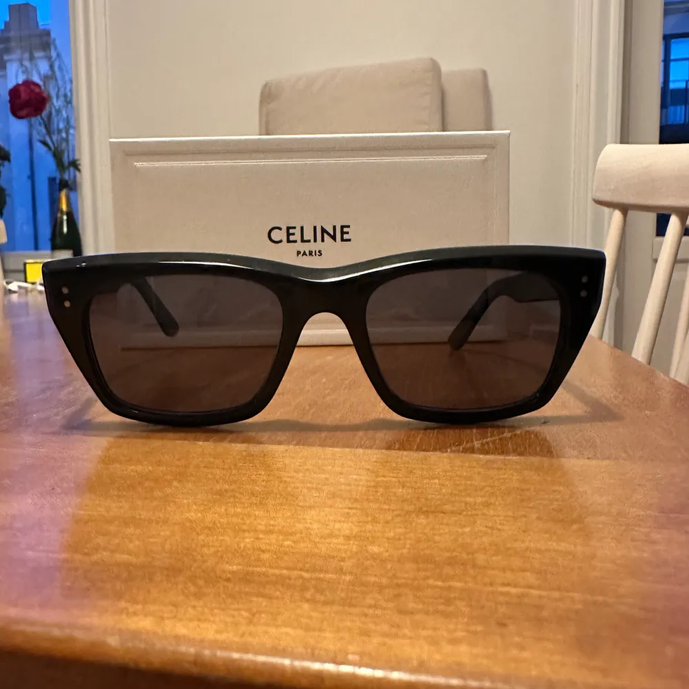 Celine Solglasögon köpta på Schuterman för tre år sen, köpta för 2200kr. Accessoarer.