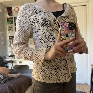 Urgullig Virkad kofta - Aldrig använd av mig! 