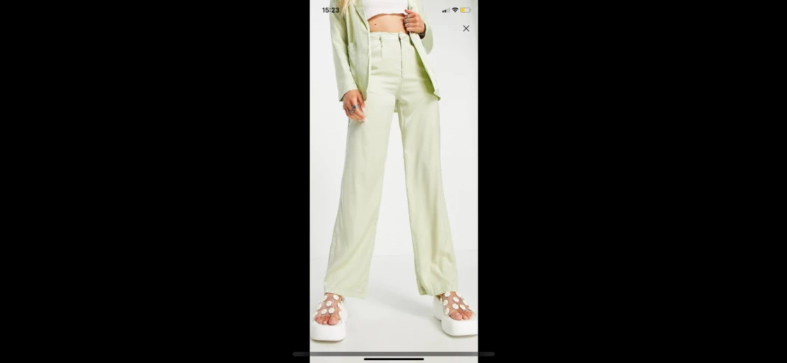 Helt nya silkes/siden kostymbyxor (prislapp kvar)