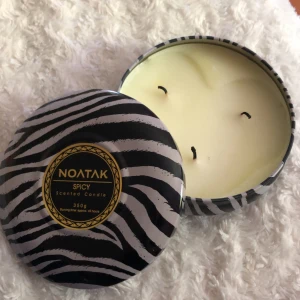 Doftljus - Stort doftljus med underbar doft! Använt ytterst lite! 