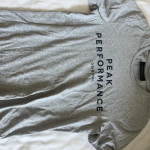 peek t shirt - ny