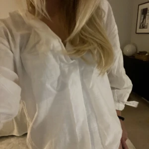 Blus  - Söt trekvartsärmad blus😊