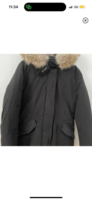 Vinterjacka  - En woolrich jacka storlek L Bra skick använd få gånger 