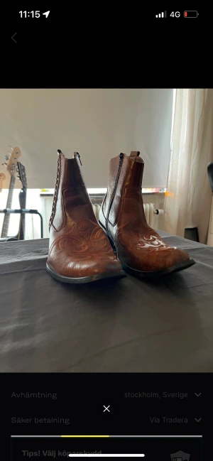 Låga cowboyboots  - Låga cowboyboots i läder 