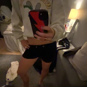 mjukis shorts  - gulliga shorts från ginatricot som är för små för mig💗💗