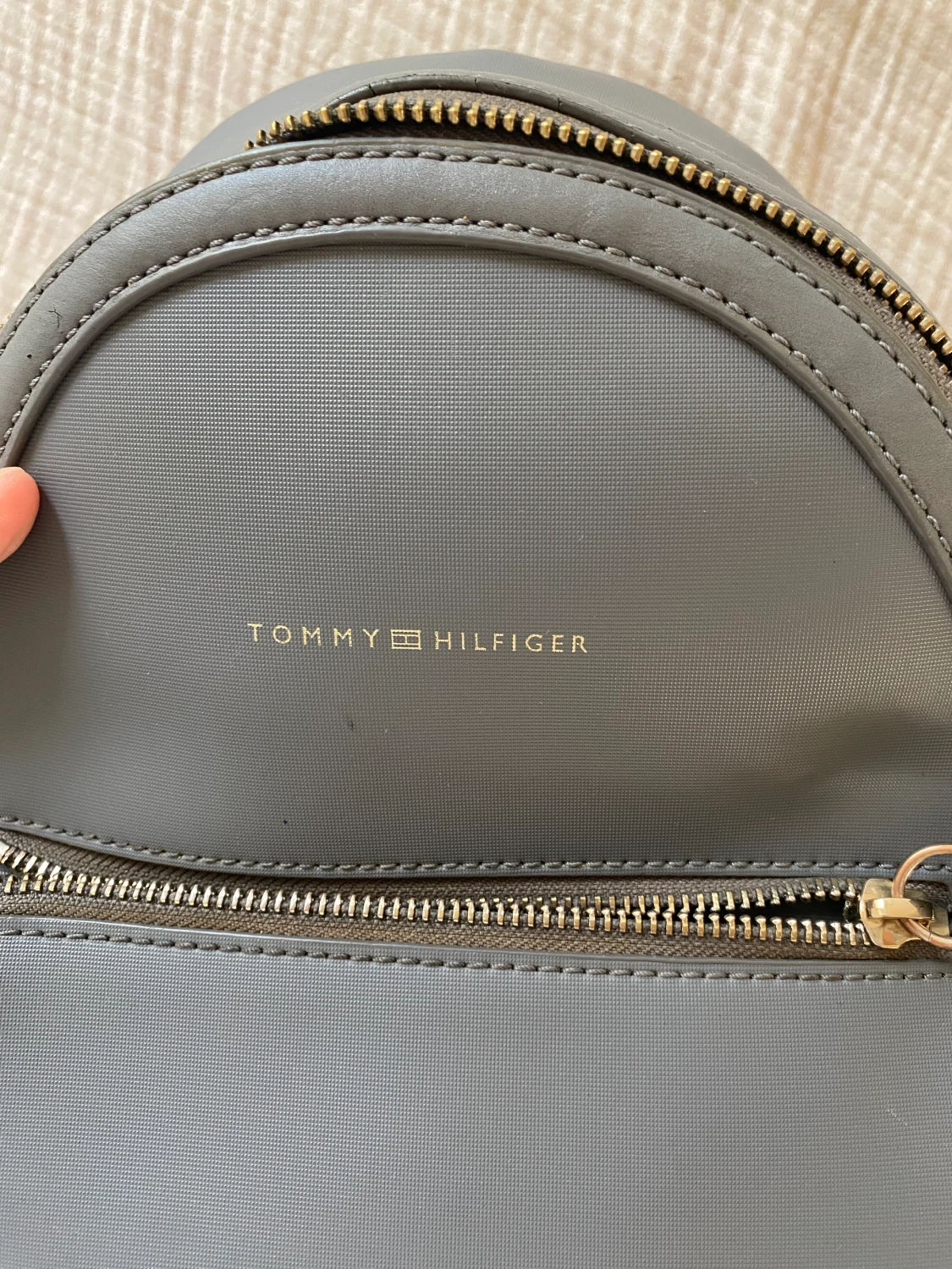 Tommy Hilfiger mini ryggsäck - 90