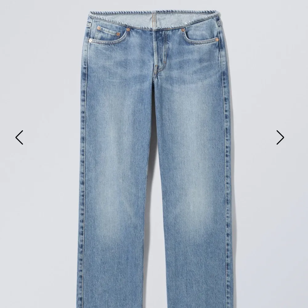 Helt nya arrow jeans som har den coola detaljen att inte ha någon riktig kant!! Nypris 600. Jeans & Byxor.