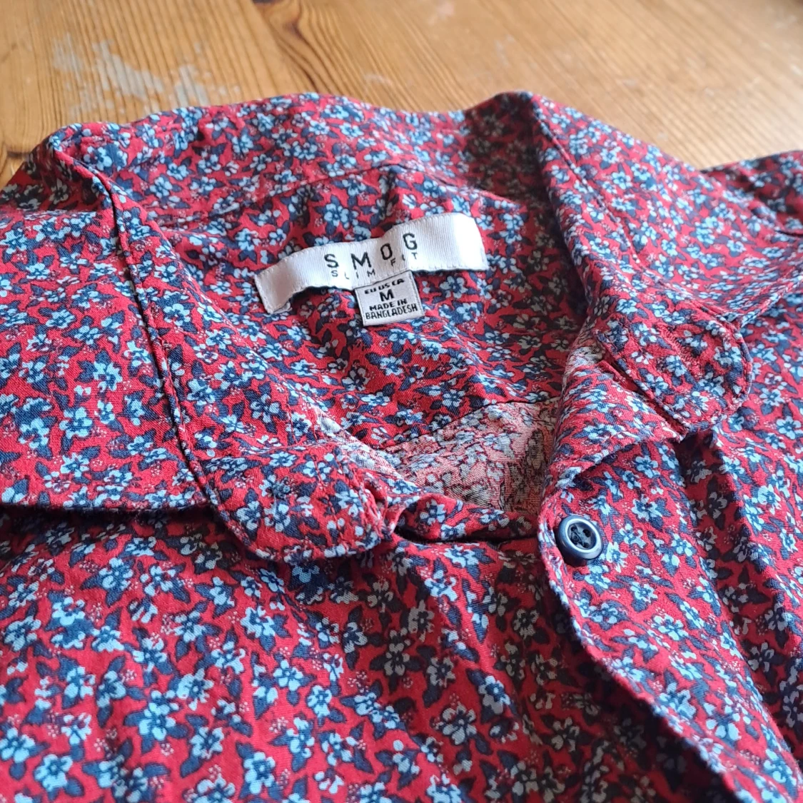 Blommig skjorta - 90