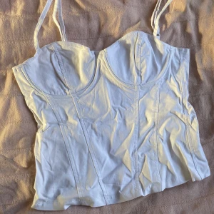 Corset topp - Använd 2 gånger, fint skick. Storlek xs. 