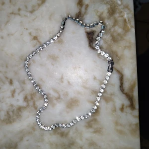 Fint diamanthalsband  - Aldrig använt 