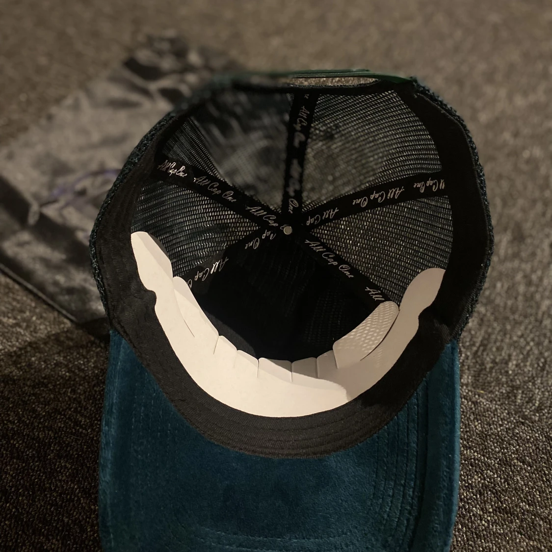 AllCap1 keps ”Green G.O.A.T Velvet” - 90