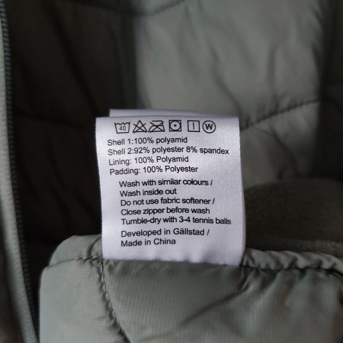 Grön tunn jacka - 91