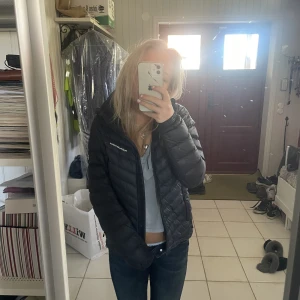 Jacka - Jätte fin jacka från peak performance, i ny skick❤️ säljer för 1600kr+frakt❤️nypris 2700kr